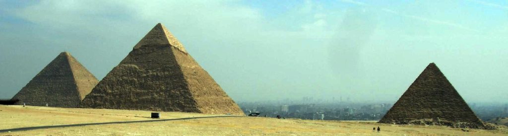 Pirâmides de Quéops, Quéfren e Micerino, Egipto.
