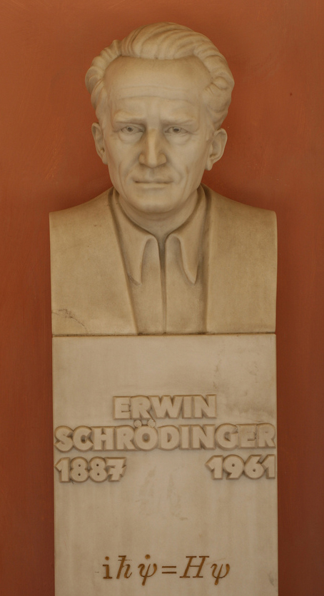 Erwin Schrodinger. Escultura Na Universidade De Viena, Áustria / Flickr